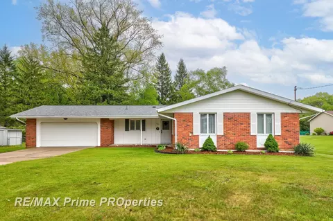 6461 Sheridan, Saginaw, MI 48601