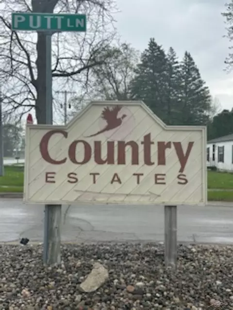 4760 Putt, Auburn, MI 48611