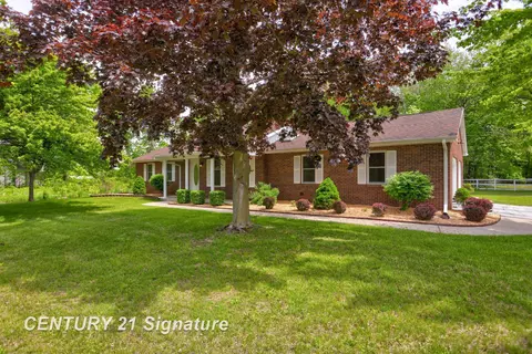 Exterior - 4769 S Fordney, Hemlock, MI 48626 photo 2 of 13