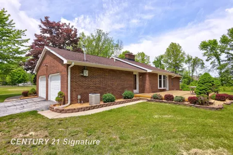 Exterior - 4769 S Fordney, Hemlock, MI 48626 photo 4 of 13