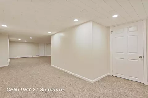 Entry Way - 4769 S Fordney, Hemlock, MI 48626 photo 7 of 7