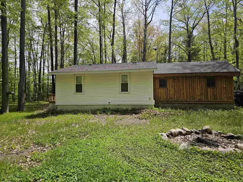 Exterior - 4949 Filter, Harrison, MI 48625 photo 6 of 10