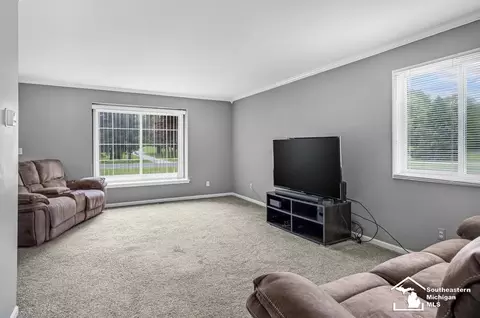 177 W Willis, Saline, MI 48176 photo 6