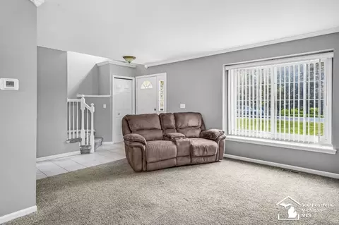 177 W Willis, Saline, MI 48176 photo 7