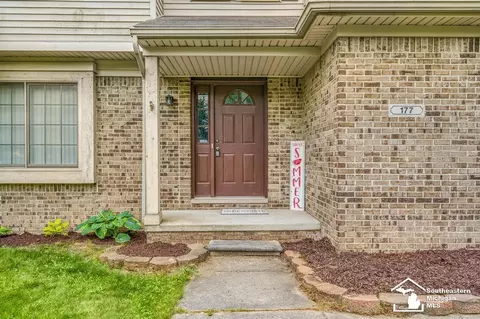 177 W Willis, Saline, MI 48176 photo 2