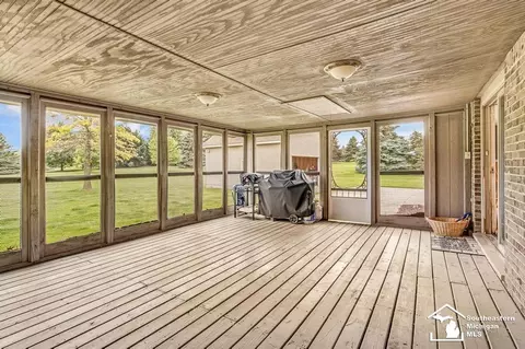 177 W Willis, Saline, MI 48176 photo 24