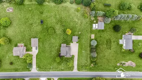 177 W Willis, Saline, MI 48176 photo 57