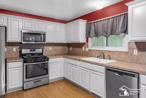 177 W Willis, Saline, MI 48176 photo 17