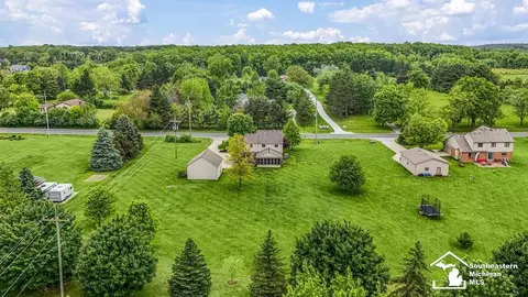 177 W Willis, Saline, MI 48176 photo 59