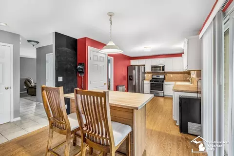 177 W Willis, Saline, MI 48176 photo 18