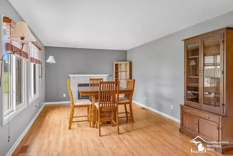 177 W Willis, Saline, MI 48176 photo 20