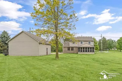 177 W Willis, Saline, MI 48176 photo 54