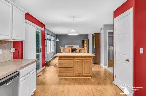 177 W Willis, Saline, MI 48176 photo 12