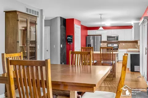 177 W Willis, Saline, MI 48176 photo 8