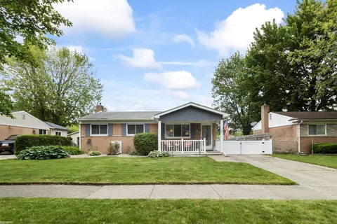 18053 Ellery, Clinton Township, MI 48035