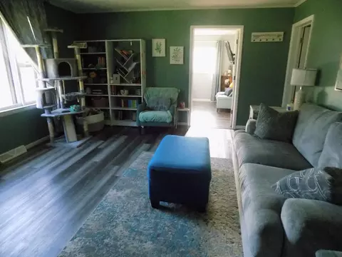 Living - 3408 Clendening, Gladwin, MI 48624 photo 1 of 2