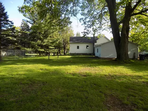 Exterior - 3408 Clendening, Gladwin, MI 48624 photo 5 of 19