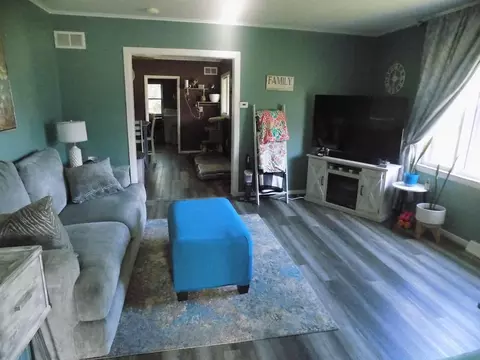 Living - 3408 Clendening, Gladwin, MI 48624 photo 2 of 2