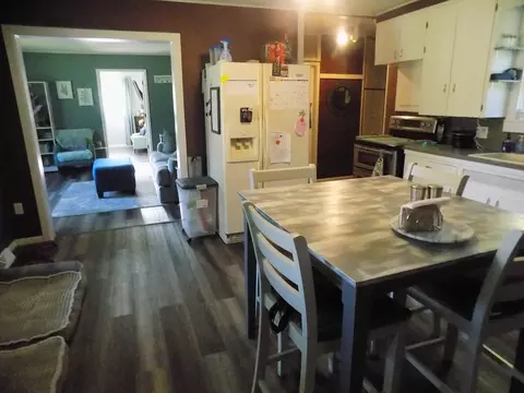 Kitchen - 3408 Clendening, Gladwin, MI 48624 photo 1 of 2