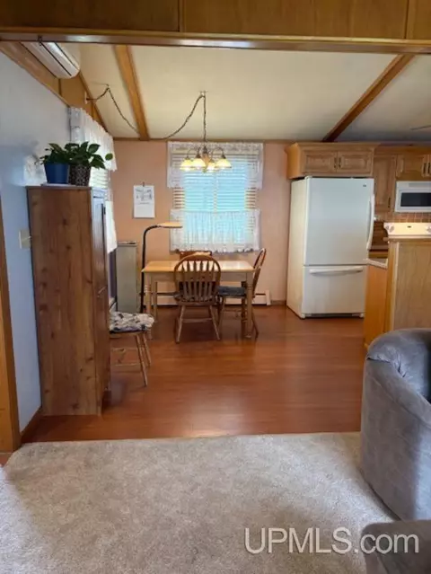 Dining - 406 3rd, Wakefield, MI 49968 photo 2 of 2