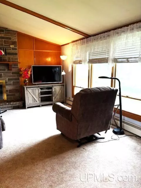 Other - 406 3rd, Wakefield, MI 49968 photo 4 of 10