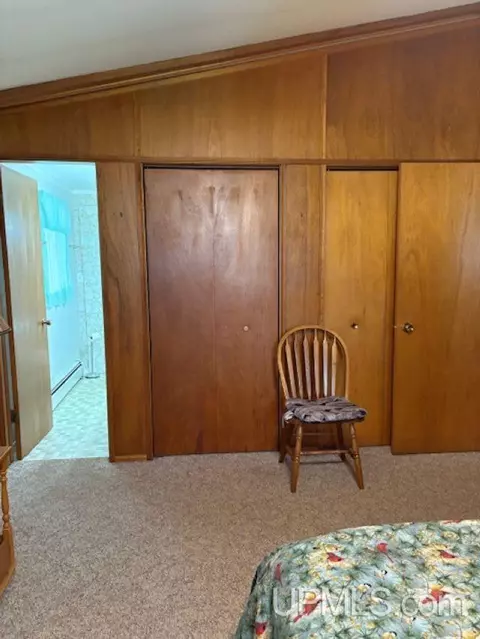Bedroom - 406 3rd, Wakefield, MI 49968 photo 3 of 5