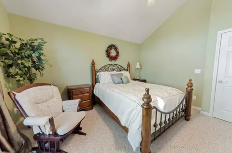 Bedroom - 4679 Appleby, Gladwin, MI 48624 photo 6 of 12