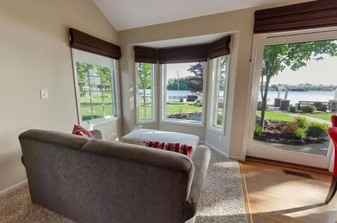 Living - 4679 Appleby, Gladwin, MI 48624 photo 6 of 7