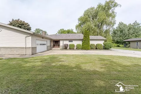 6337 Raymar, Erie, MI 48133