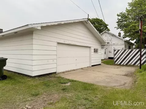 Other - 513 N 19th, Escanaba, MI 49829 photo 5 of 7