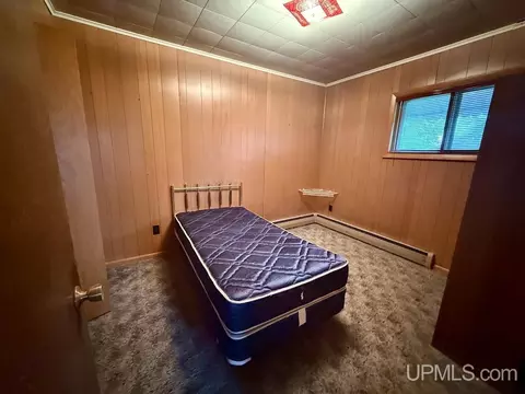 Bedroom - 513 N 19th, Escanaba, MI 49829 photo 1 of 4