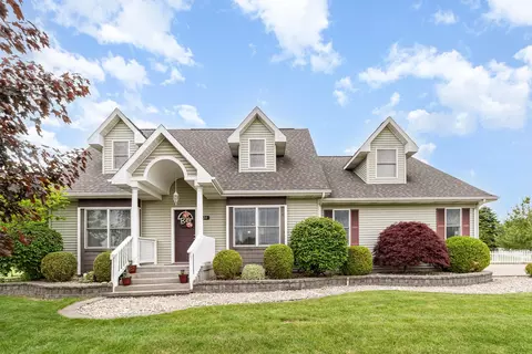 Exterior - 424 Gale, Ithaca, MI 48847 photo 2 of 10