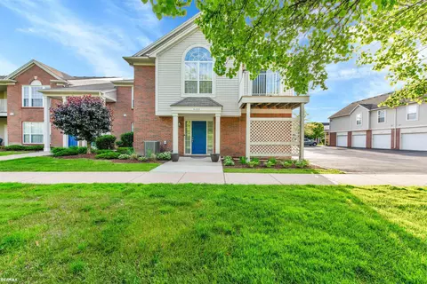 51709 W Adler Park #21, New Baltimore, MI 48051