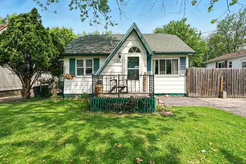 1471 James, Burton, MI 48529