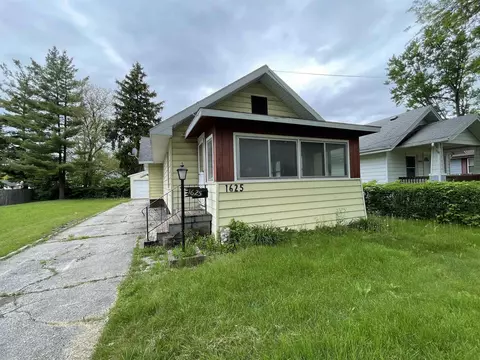 1625 N Oakley, Saginaw, MI 48602