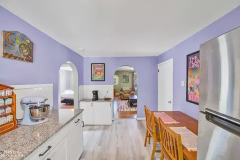 622 Kendon, Lansing, MI 48910 photo 10