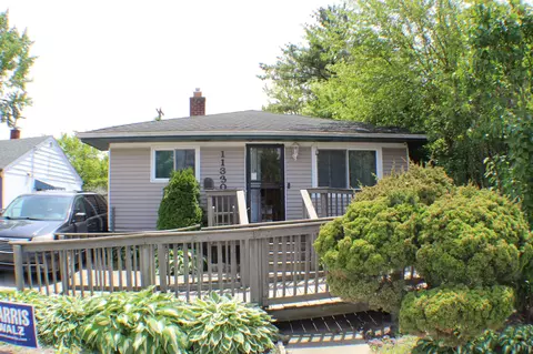 11330 Packard, Warren, MI 48089