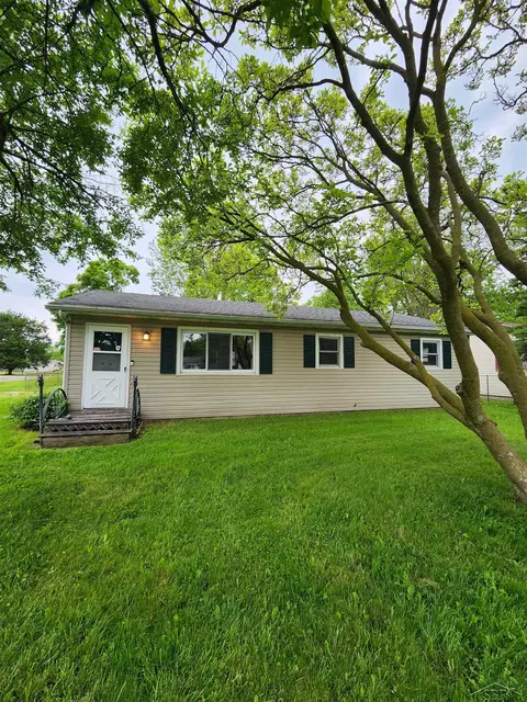 2285 Nebraska, Saginaw, MI 48601