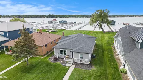 5227 Pointe Tremble, Algonac, MI 48001 photo 5