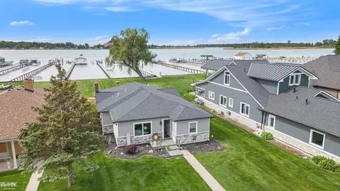 5227 Pointe Tremble, Algonac, MI 48001 photo 4
