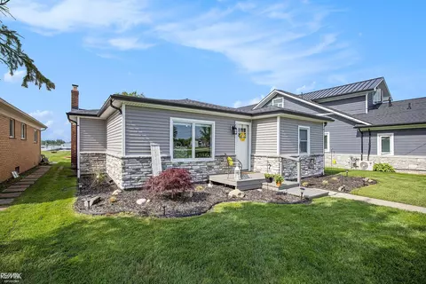 5227 Pointe Tremble, Algonac, MI 48001