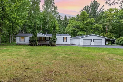 216 W Blakely, Sanford, MI 48657
