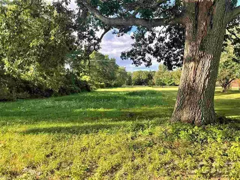 3000 Hunt, Adrian, MI 49221