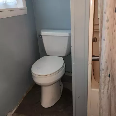 Bath - 628 Jane, Pinconning, MI 48650 photo 2 of 2