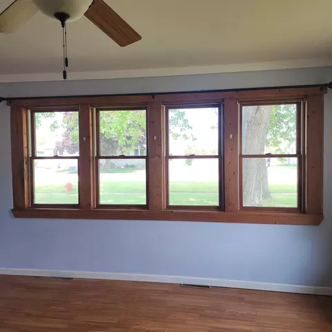 Living - 628 Jane, Pinconning, MI 48650 photo 3 of 3