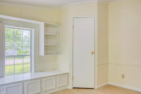 Bedroom - 3490 Luce, Flushing, MI 48433 photo 6 of 7