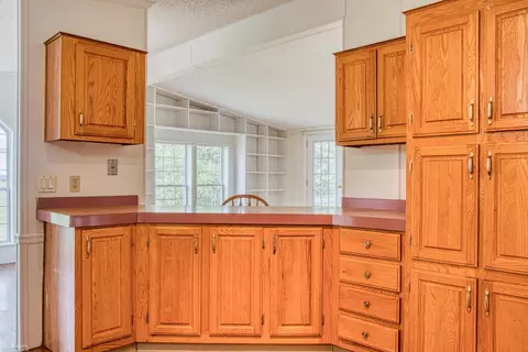 Kitchen - 3490 Luce, Flushing, MI 48433 photo 3 of 3