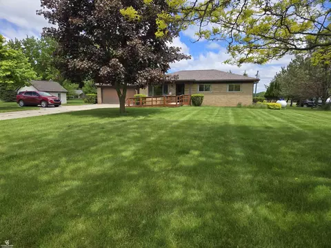 13126 Imlay City, Emmett, MI 48022