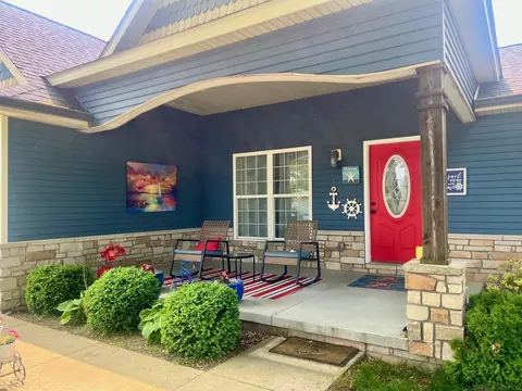 727 Townsend, Algonac, MI 48001 photo 5