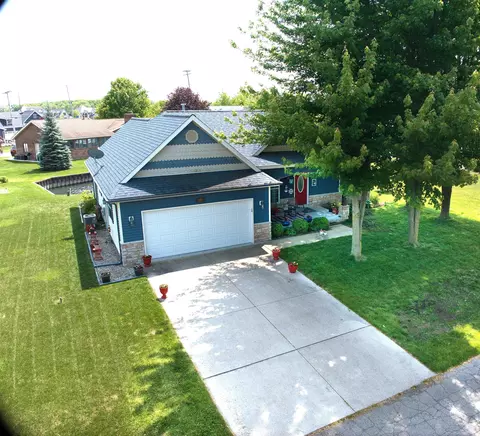 727 Townsend, Algonac, MI 48001